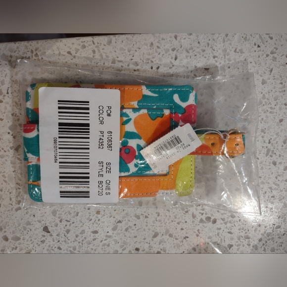 NWT J. Crew Fruit Print Luggage Tag - Picture 4 of 4